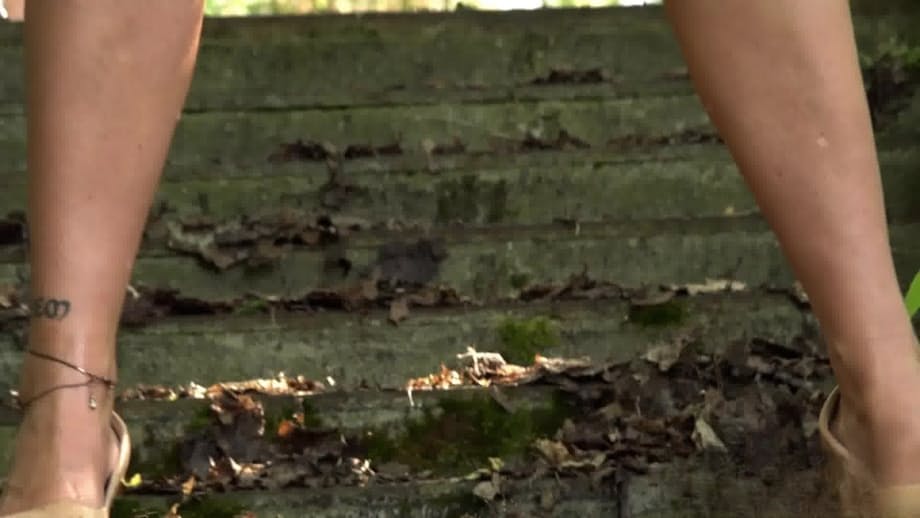 Cute blonde Ani Black gives naked upskirt while pissing in public