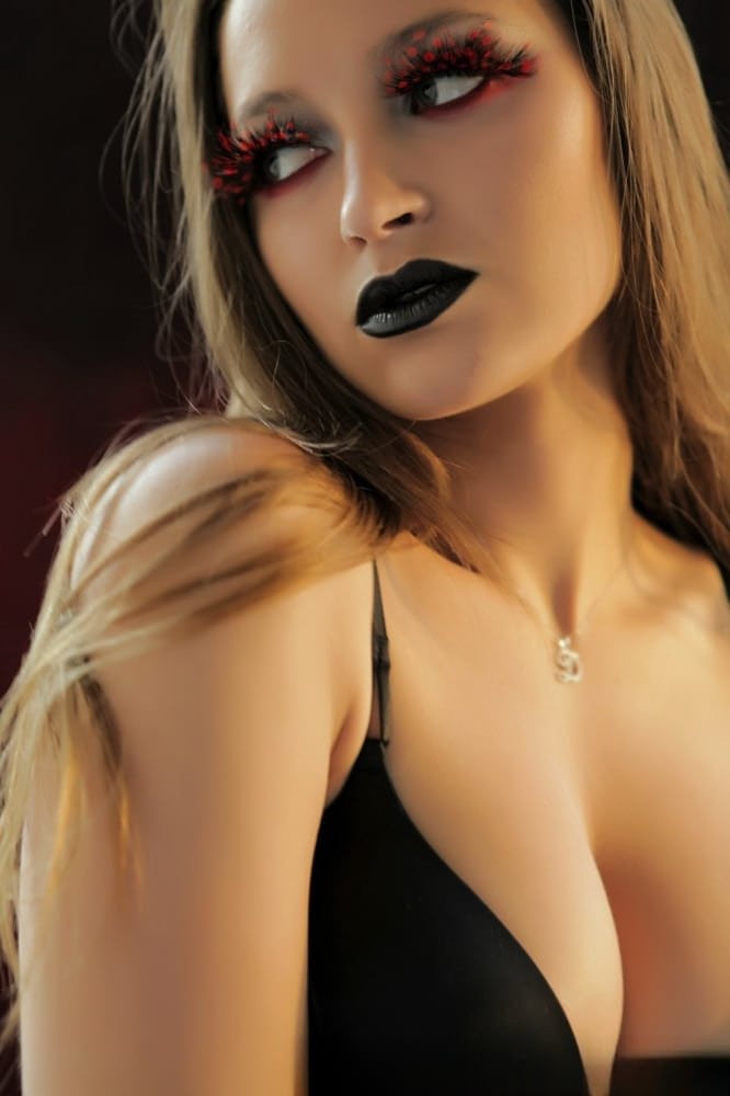 Wild vampire Dani Daniels goes topless and reveals her wonderful boobs