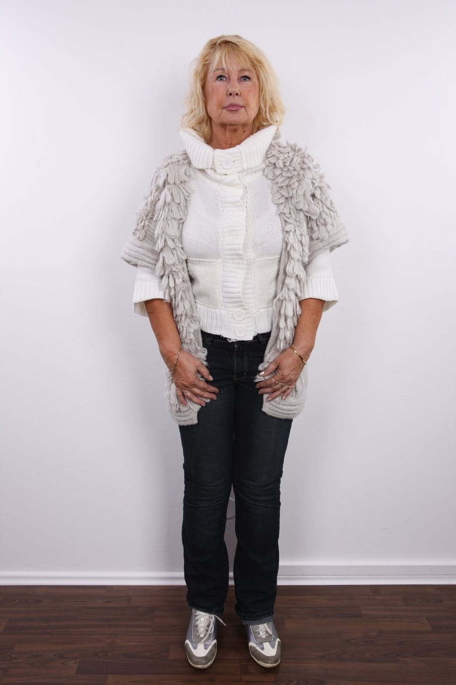 Old granny Regina strips for her first porno audition showing her saggy boobs