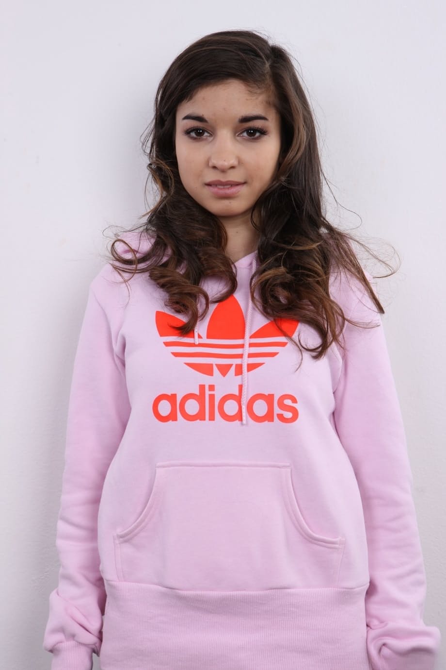 Barely legal Czech teen Nikola poses in the nude to buy herself new clothes