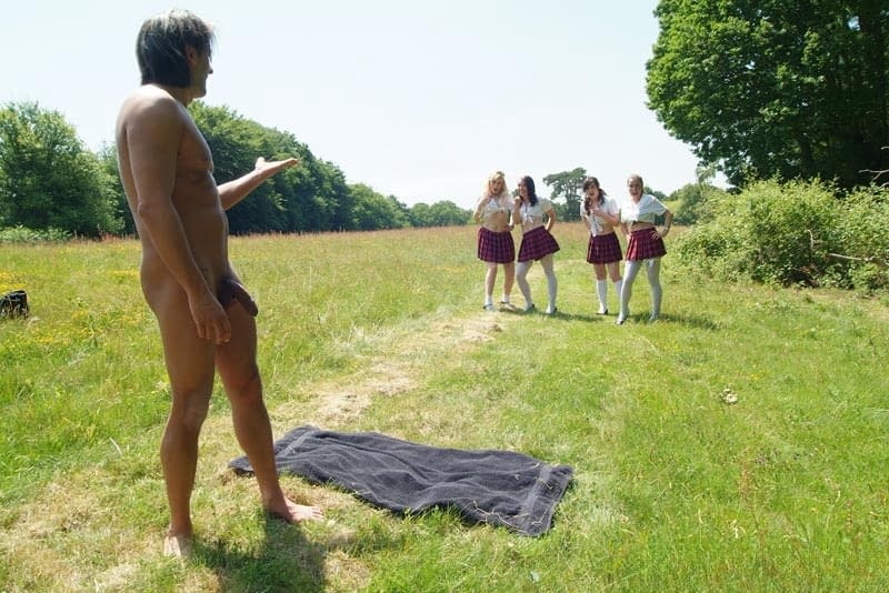 Group of schoolgirls find nude guy doing Tai Chi in woods and jerk him off