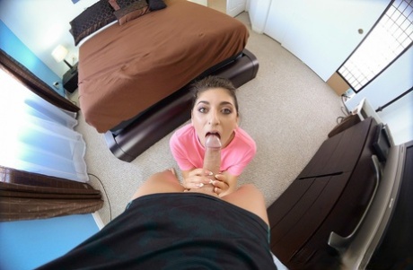 Cute young Nikki Knightly gets a gozno hardcore skull and anal fucking