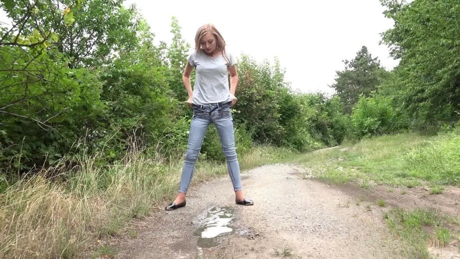 Hot blonde Rose can't find a bathroom so she squats to pee along the path
