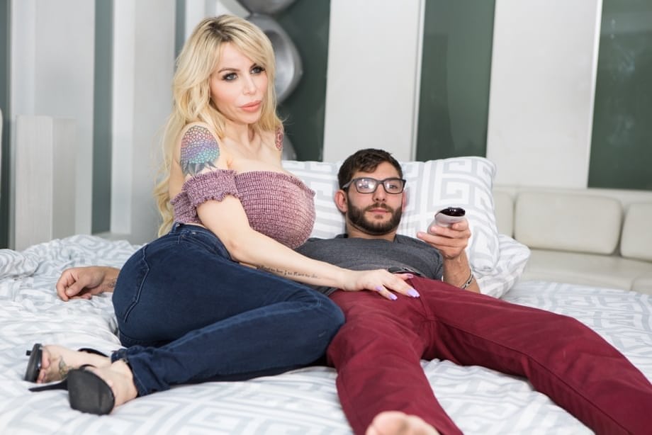 MILF with massive silicone tits Danielle Derek is a blowjob queen