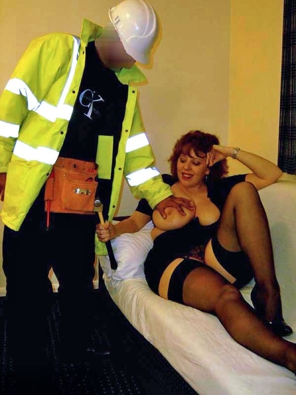 Busty mature wife Curvy Claire sucks construction workers & gets cum on tits