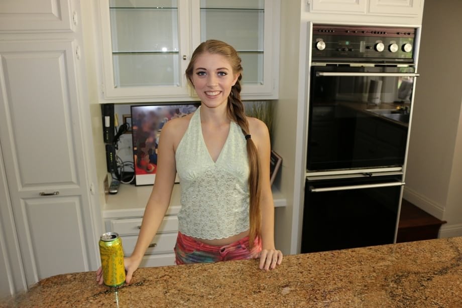 First timer Alyce Anderson gets naked on kitchen counter to part her pussy