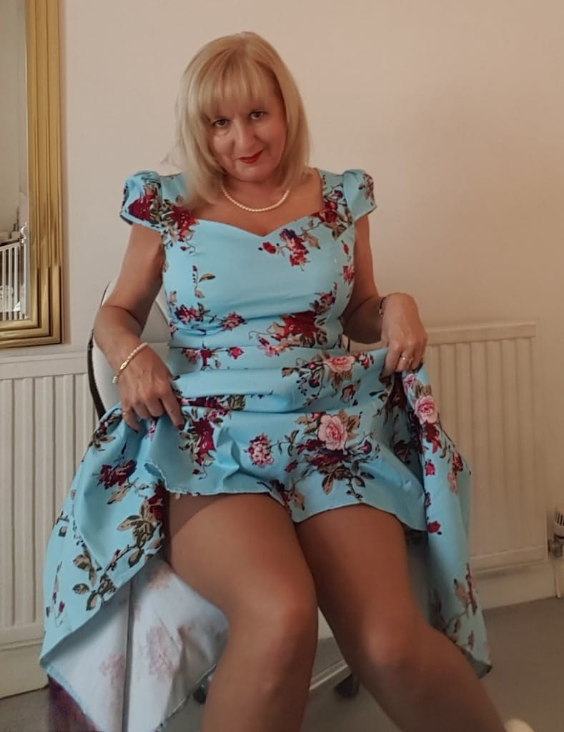 Classy mature Lorna Blu hiking dress to spread pussy lips & pinching nipples