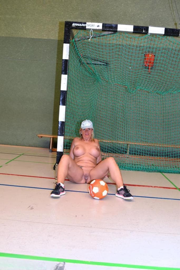 Busty mature fatty gets fitness coaching while stark naked in the school gym