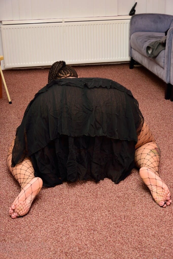 SSBBW wears a mask while unveiling her huge saggy tits and massive ass