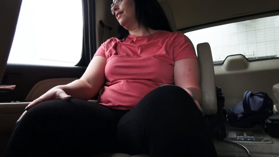 Amateur BBW Virgo Peridot flashes her tits and ass outdoors before POV sex
