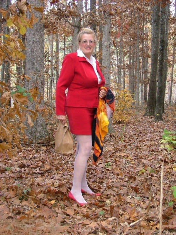 Horny granny Adonna removes her panties and toys herself in the woods
