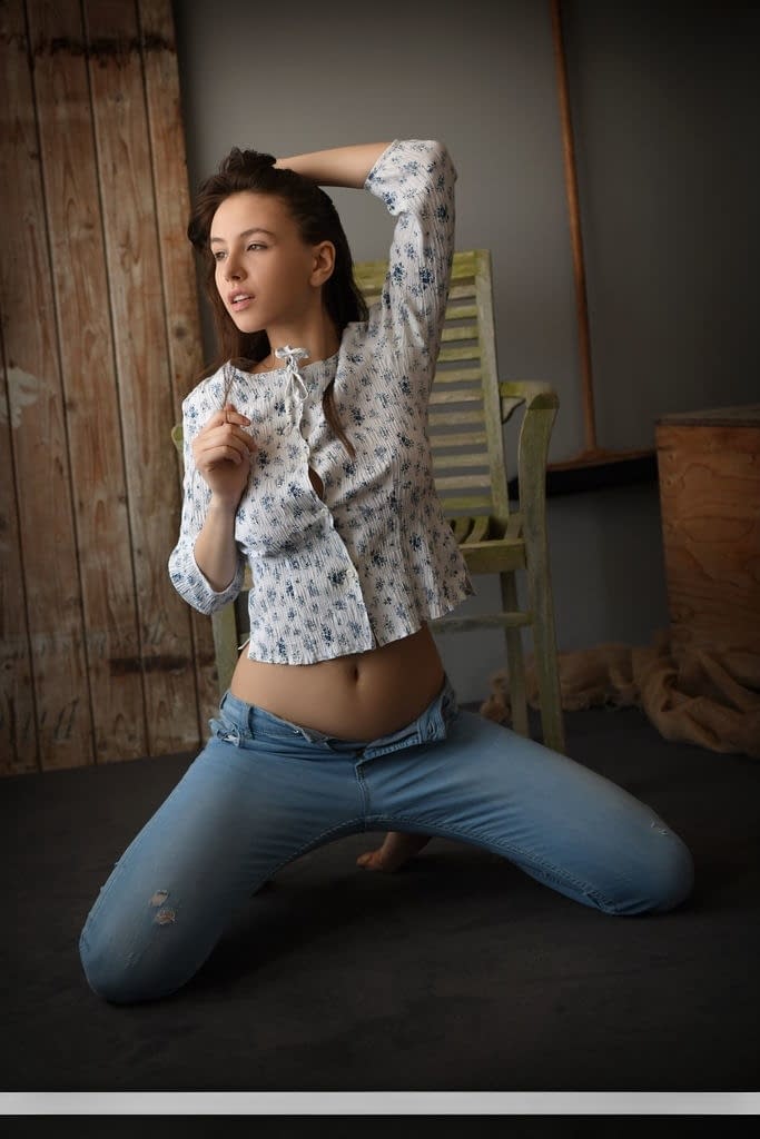 Sweet brunette teen Alisa Amore removes blue jeans on way to modeling naked
