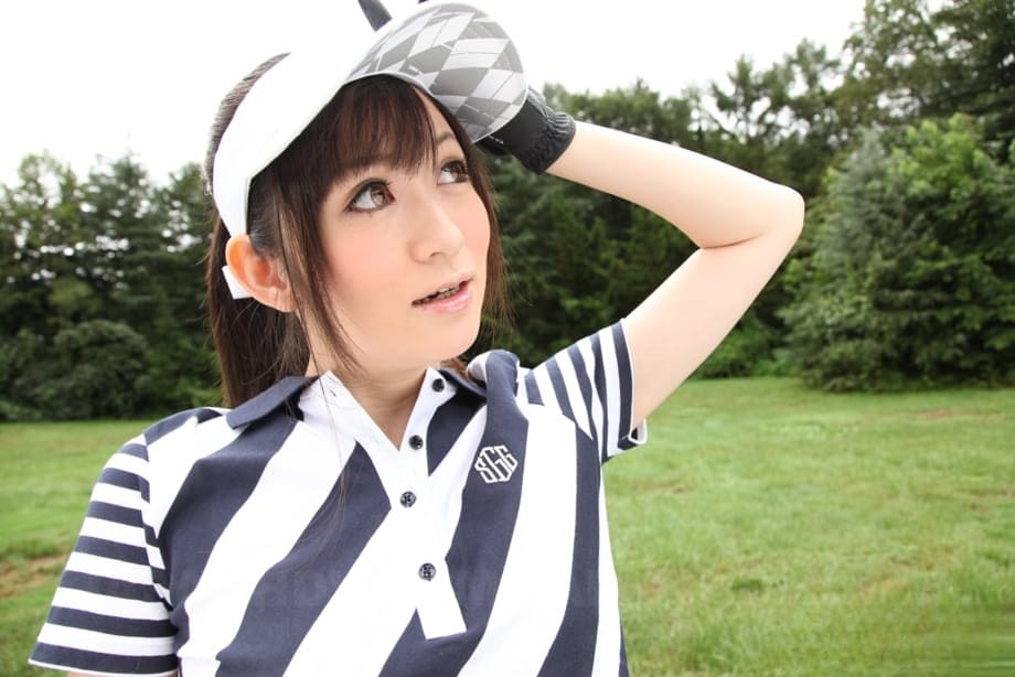 Gorgeous Japanese sports girl flashing sexy panty upskirt on the golf links