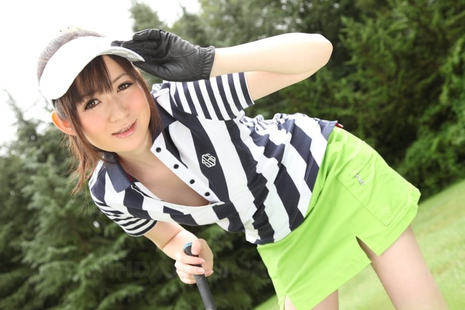Gorgeous Japanese sports girl flashing sexy panty upskirt on the golf links