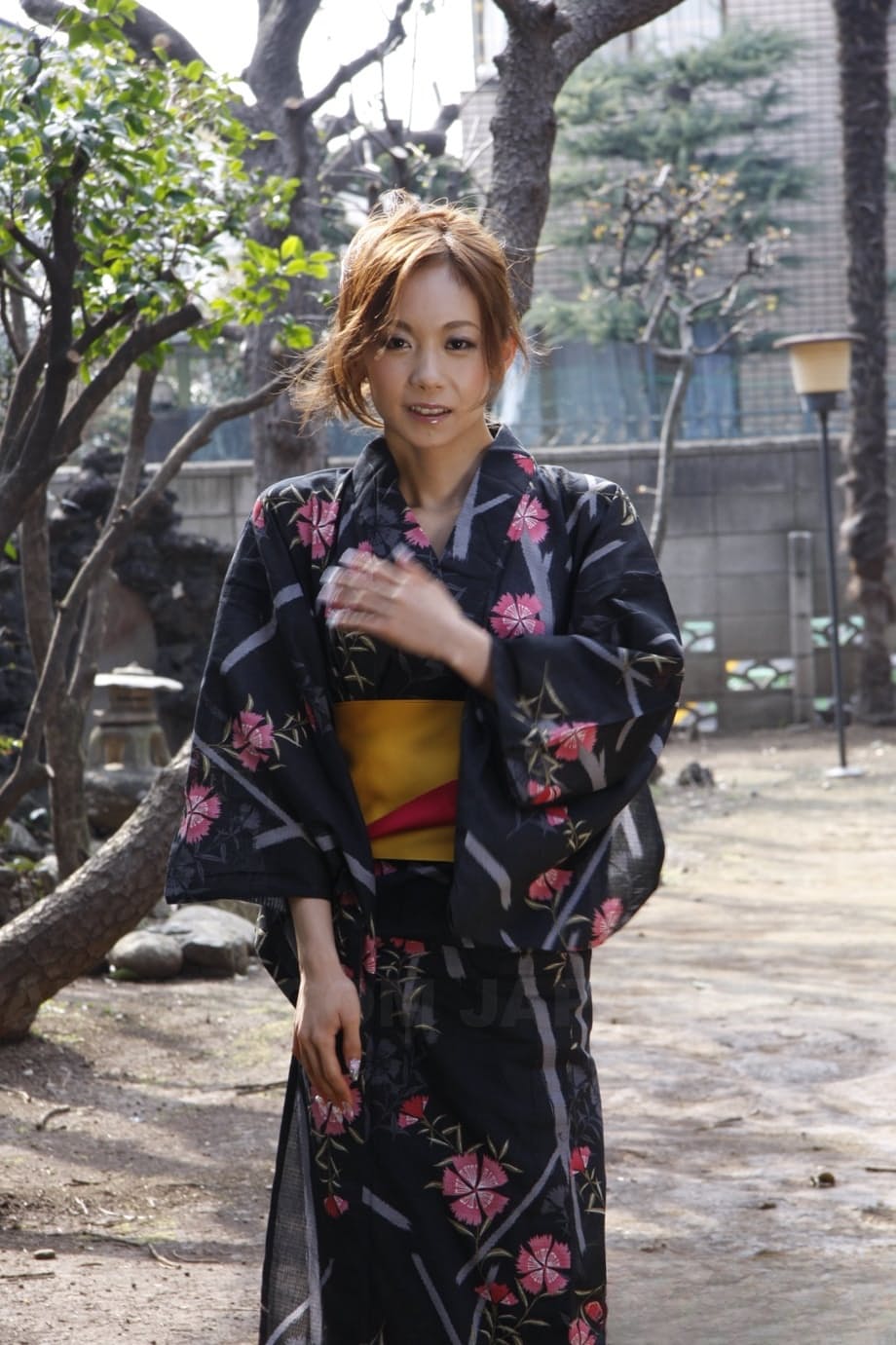 Japanese model Shuri Maihama removes upskirt panties in a kimono