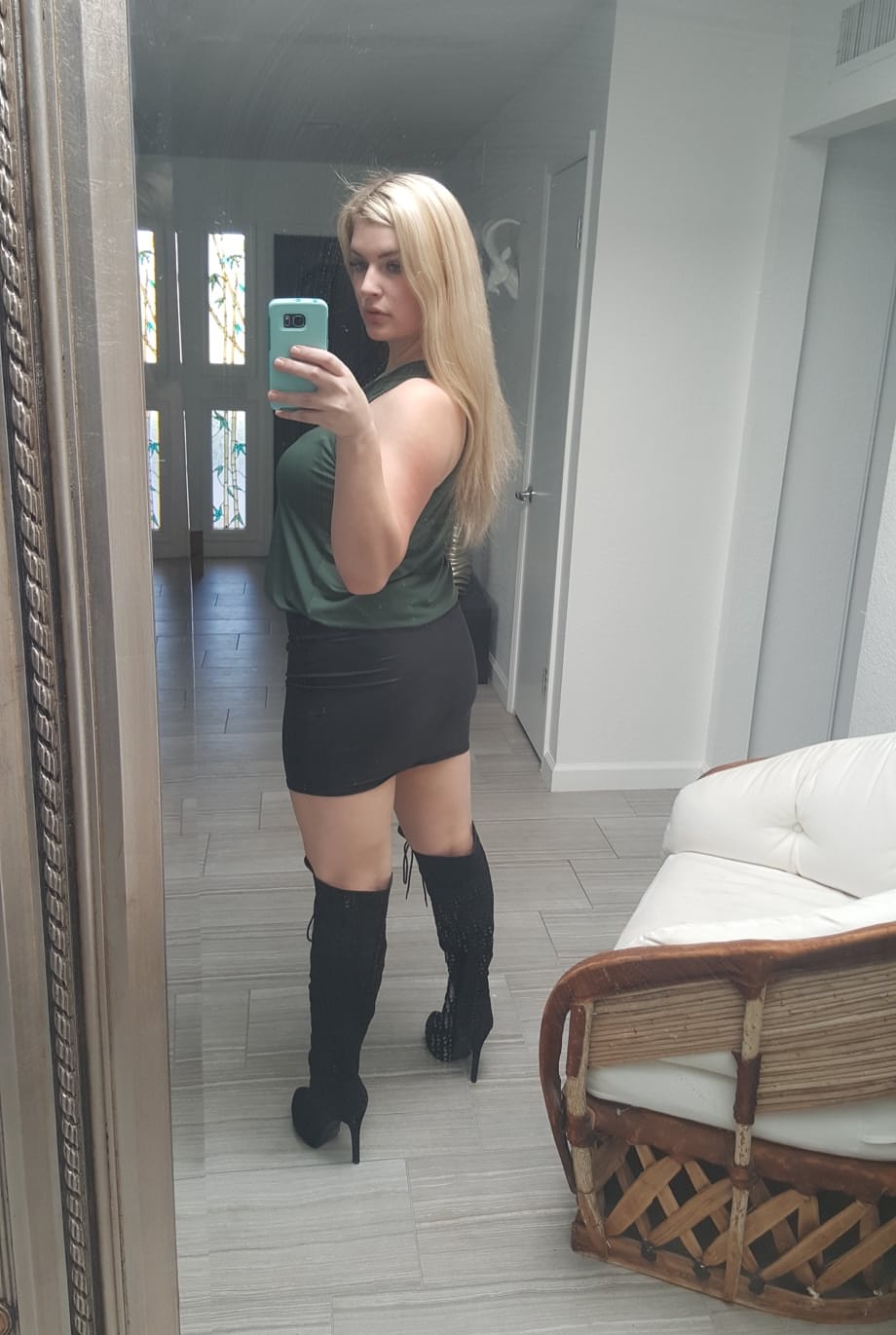 Blonde amateur Danielle takes a variety of nude and non nude self shots