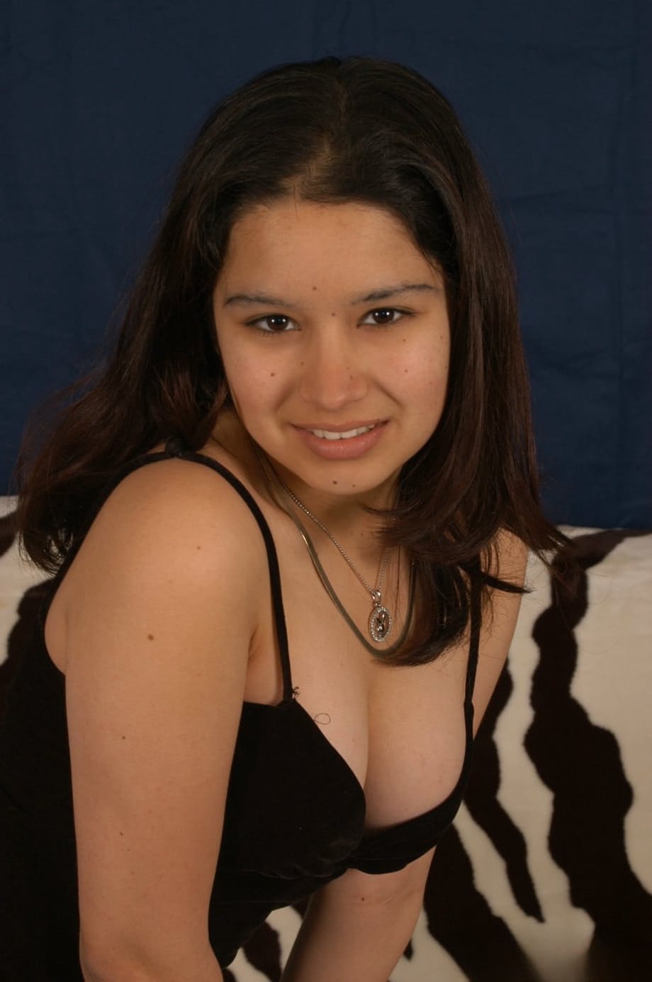 Latina first timer parts her labia lips after getting naked