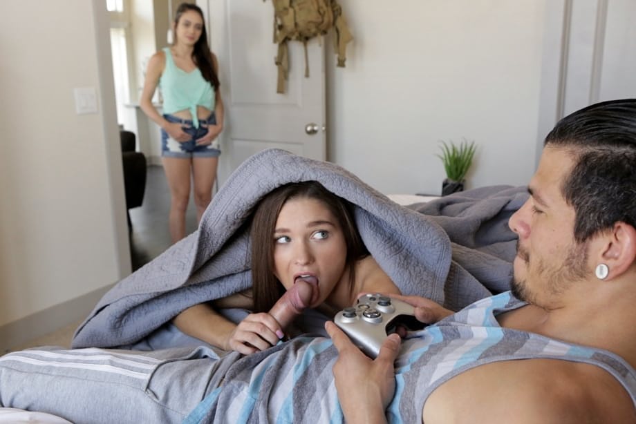 Step siblings Ashly Anderson & Zoe Bloom have a 3some with adopted brother