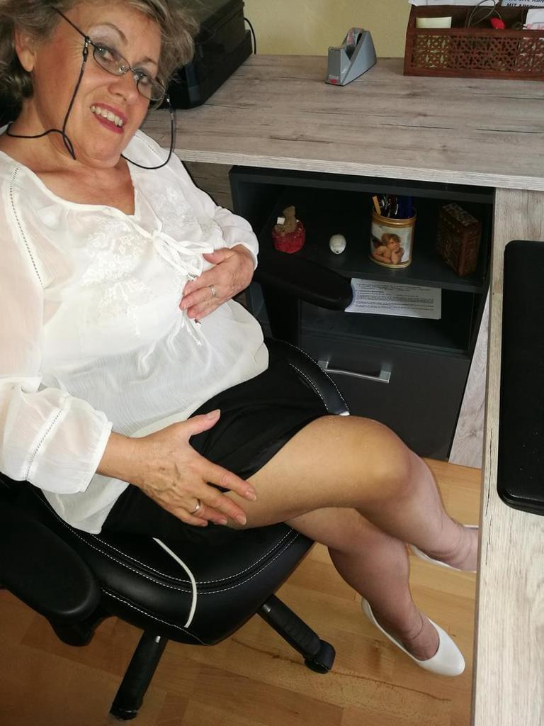 Horny oma sticks a Sharpie up her hairy vagina in back seam nylons