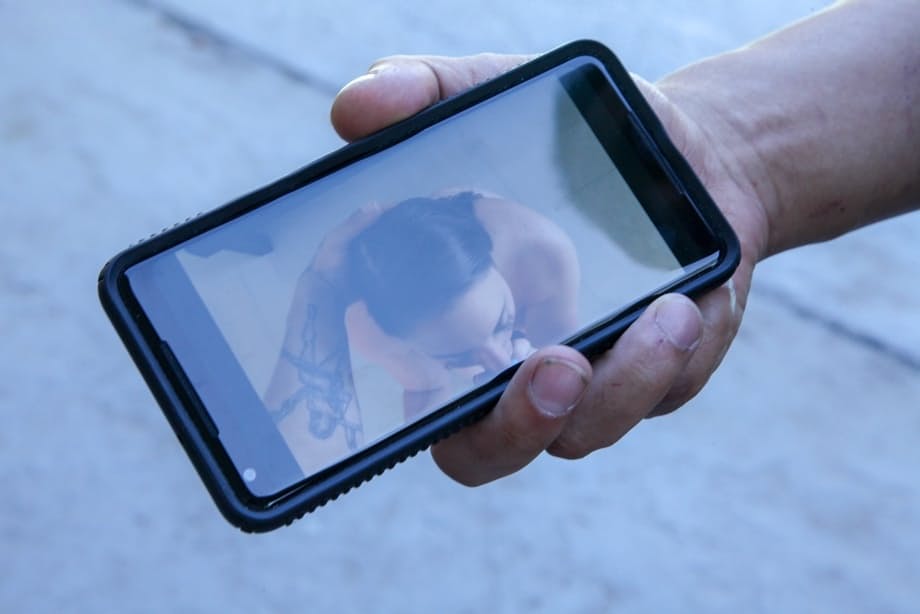 First timer Melanie Hicks doffs black miniskirt before a hardcore fuck