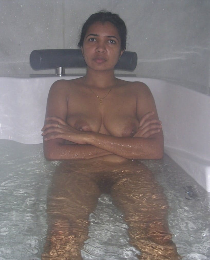 Indian wife Radha sucks her husband's cock after doing bathroom things