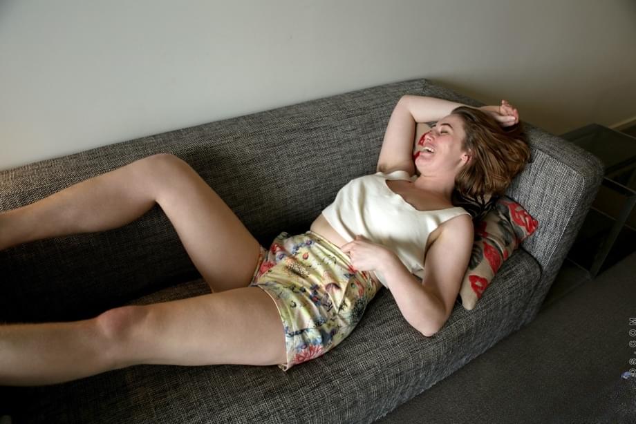 Australian housewife Molly Broad pets her pussy during nude modeling premiere