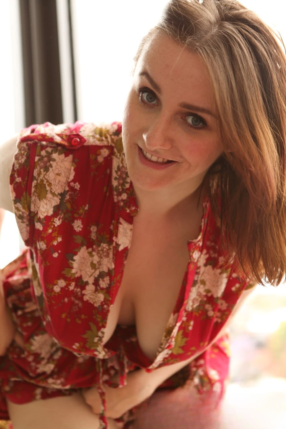 Big titted amateur Aeryn Walker slips a finger between her meaty labia lips