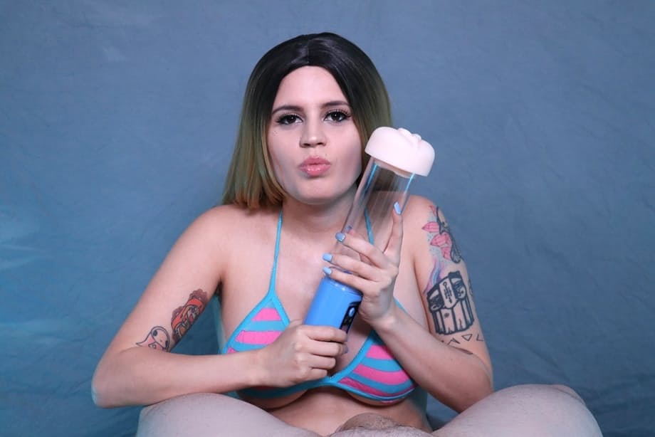 Latina chick Raquel Roper pleasures a hard cock with a penis pump