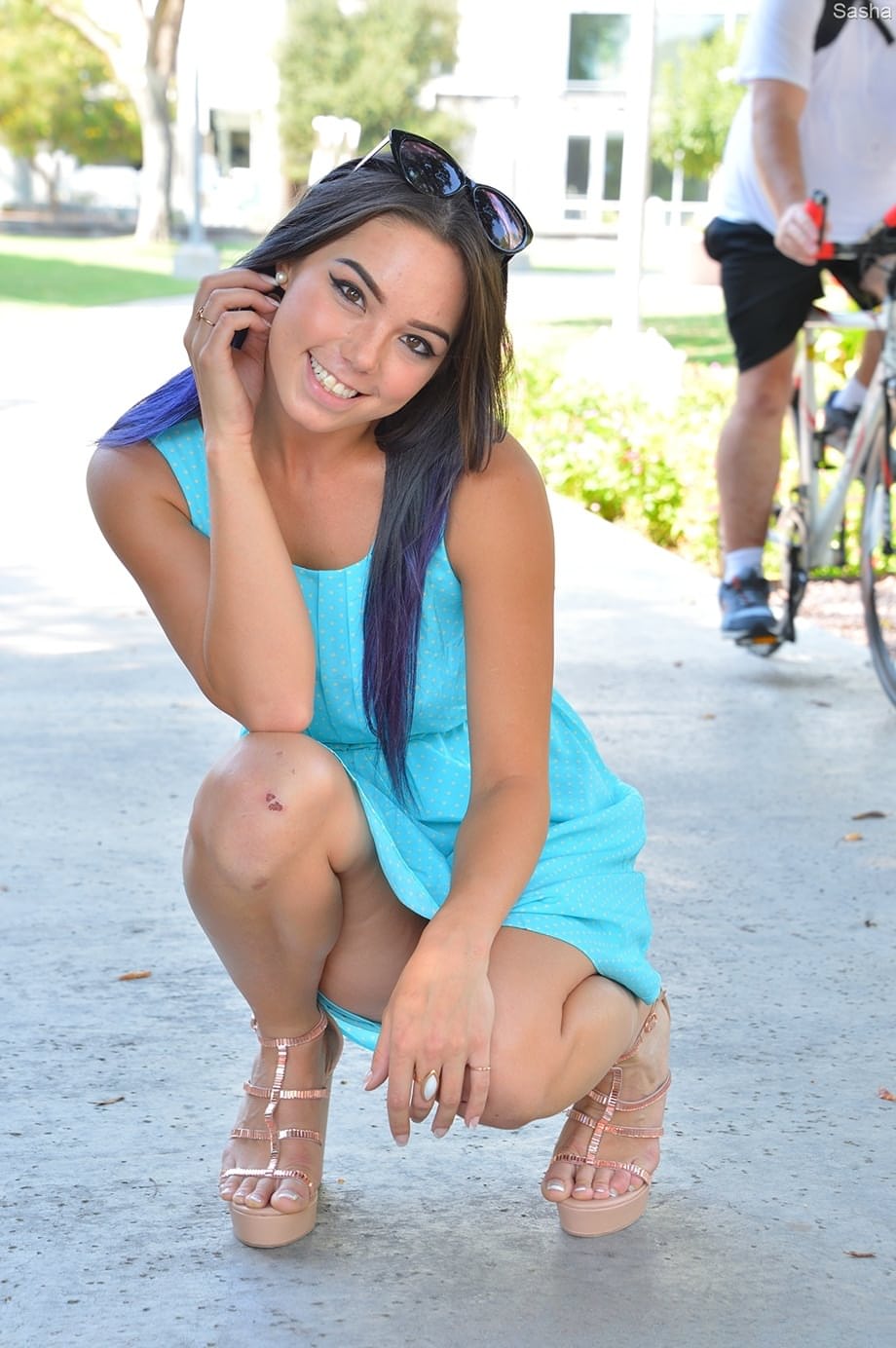 Brunette amateur flashes no panty upskirts while out in public