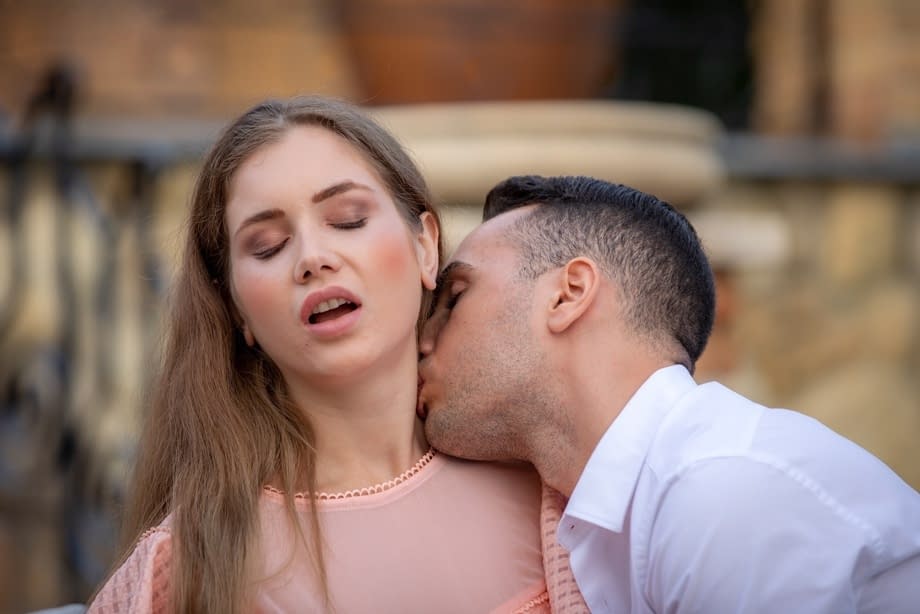 Amateur girl Mary Rock rides her lover's cock outdoors after wine and foreplay