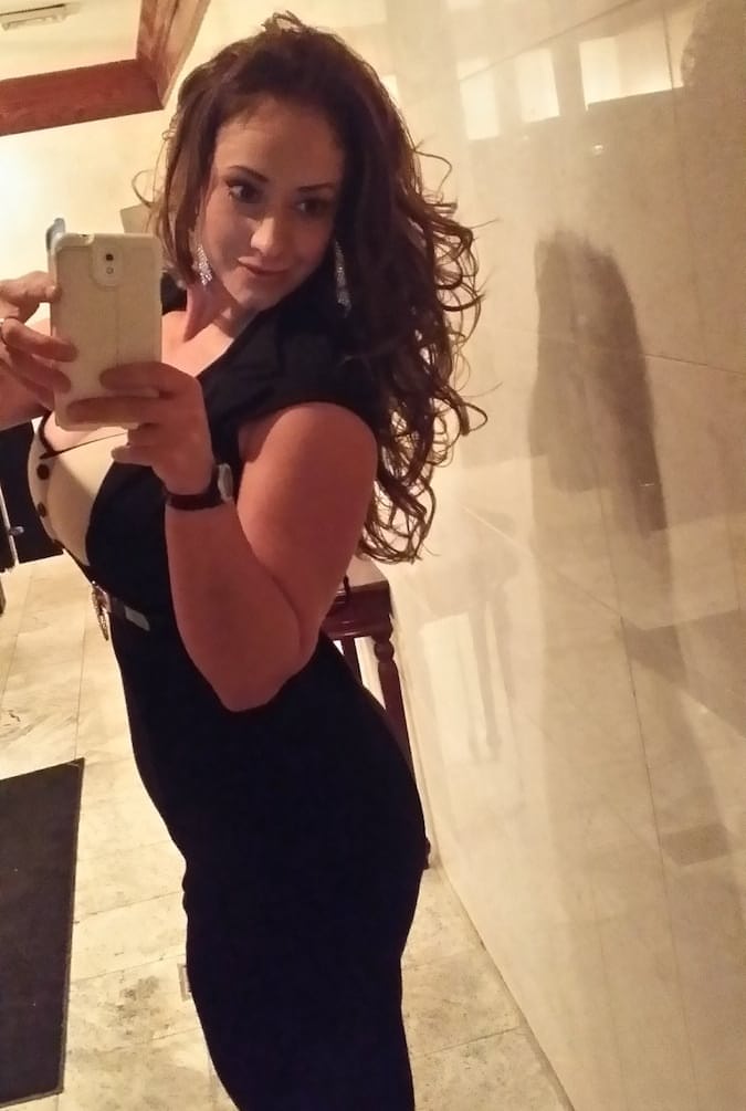 MILF pornstar Eva Notty takes naked self shots while hanging out at home