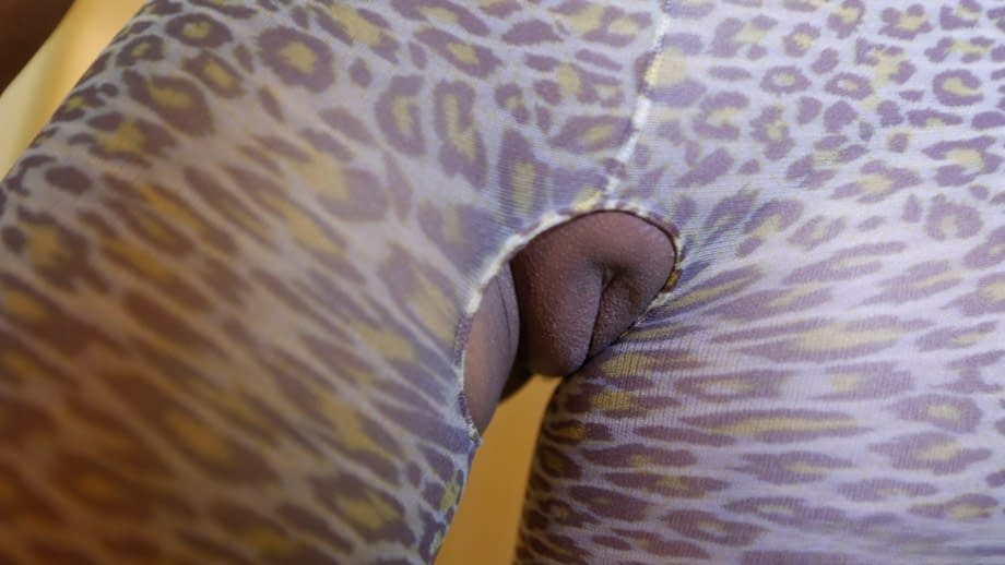 Asian amateur Golf sports a creampie after sex in crotchless bodystocking
