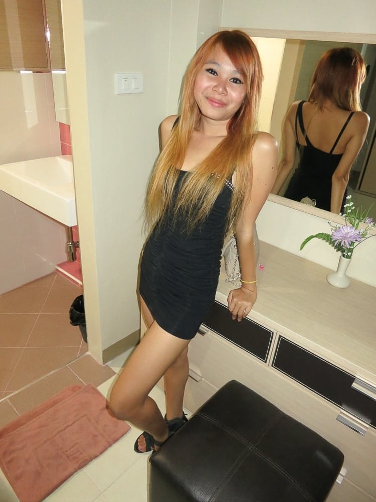 Young looking Thai girl takes a cumshot on her tight butt from sex tourist