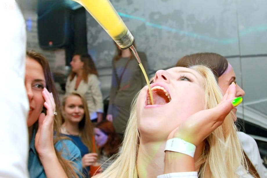 Party girls get dance away while getting drunk before needing to suck cock