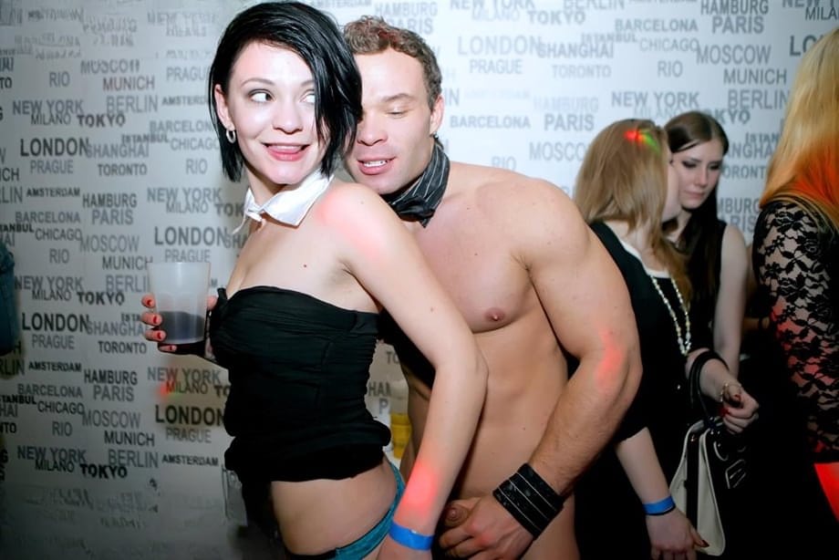 Girls night out with the male strippers turns into crazy group sex