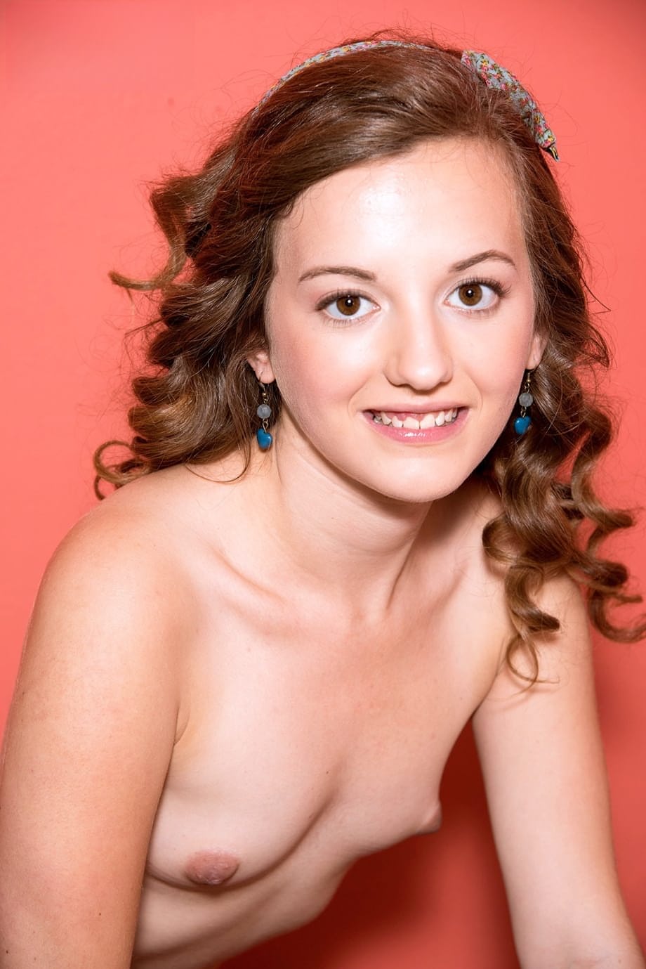 Redhead teen Marissa Mae uncovers nearly flat chest while stripping naked
