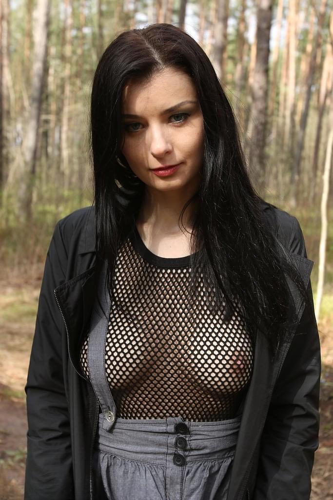 Dark haired MILF Helena Black spreading outside in stockings for pussy closeup