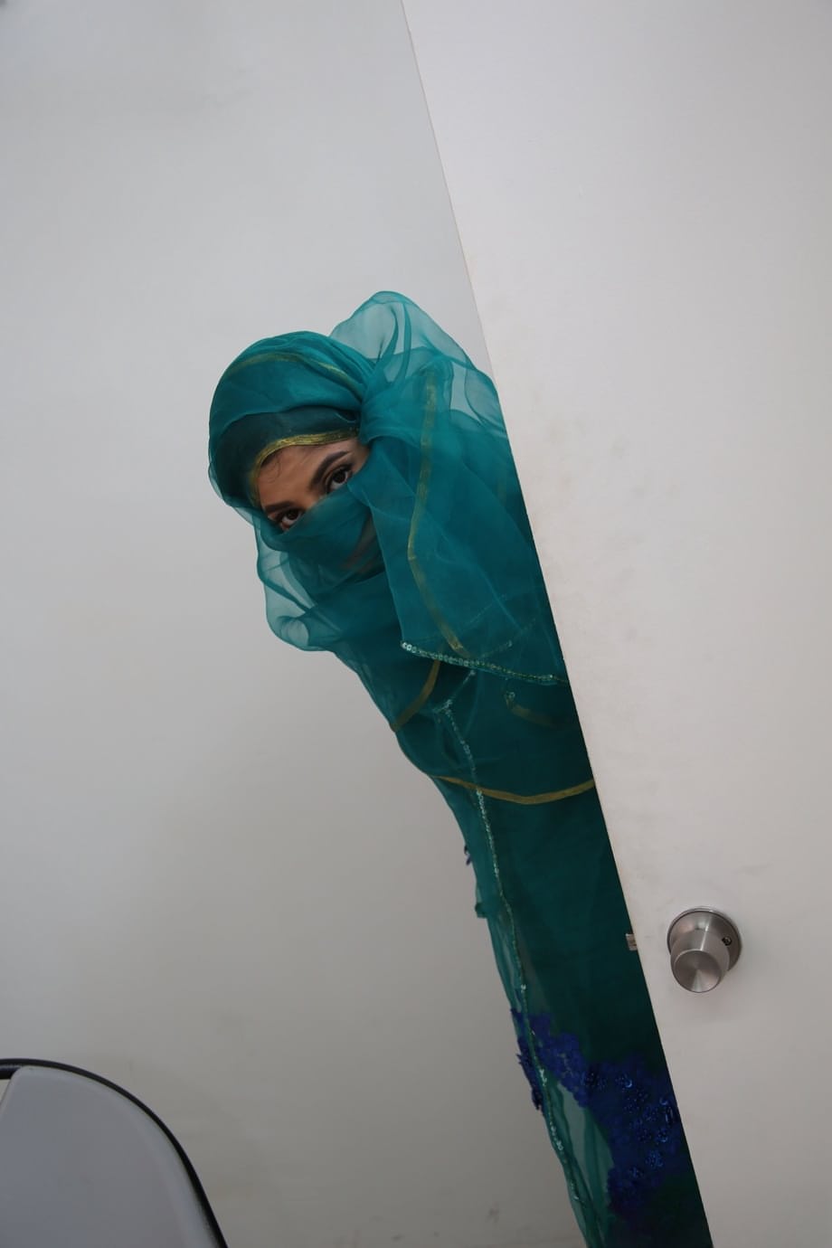 Clothed Indian Nadia Ali gets naked after finding a BBC poking thru gloryhole