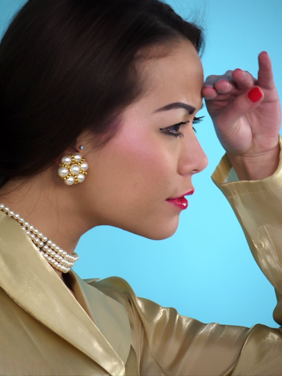 Asian model Petra So strips off silk blouse and and more while hitchhiking
