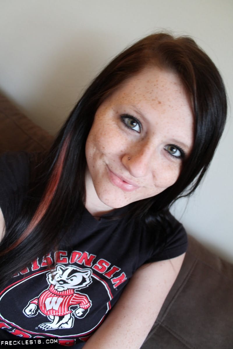 Amateur self shot of beautiful teen Freckles18 in sexy black panties