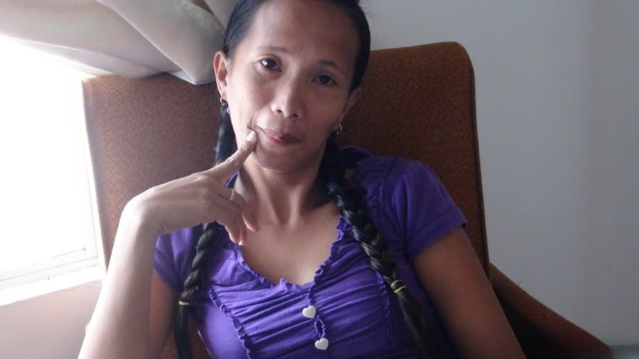 Filipina female oozes cum from her pussy after oral and vaginal sex