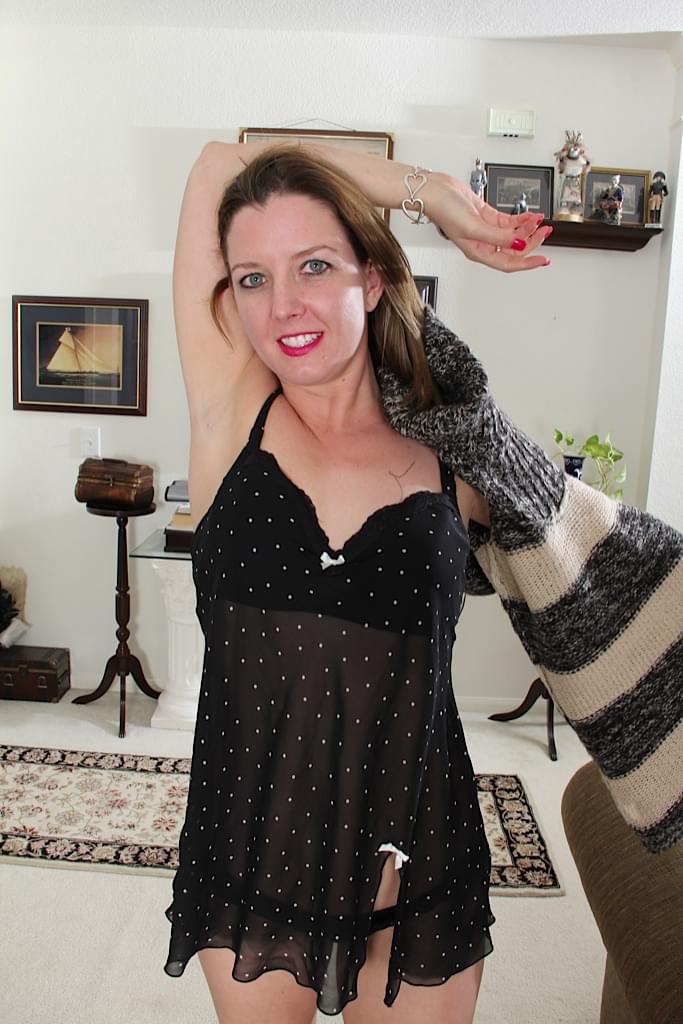 Middle-aged amateur Deliliah Stevenson strips off her clothes and lingerie too