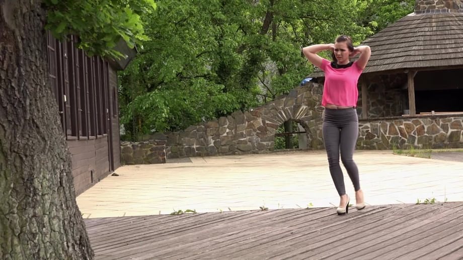 Brunette AllyStyle drops her pants to take a piss in public