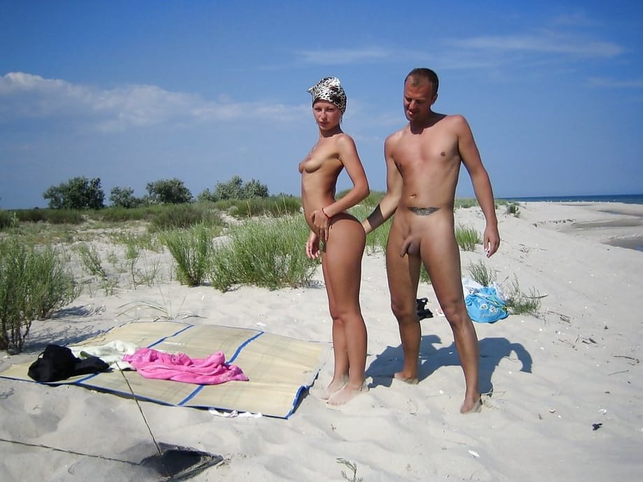 Homemade beach fuck of a sexy girlfriend and her horny boyfriend