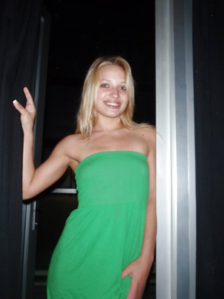 Candid homemade nudes of sweet blonde gf Alyssa baring tiny boobs
