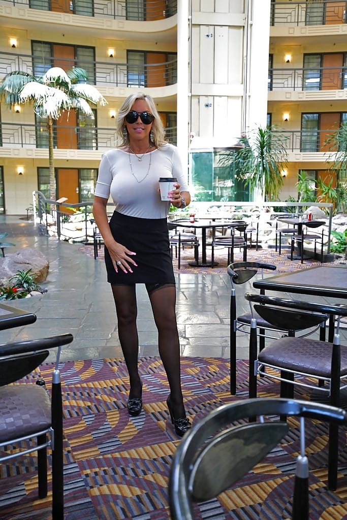 Older blonde housewife Sandra Otterson freeing massive babe type boobs