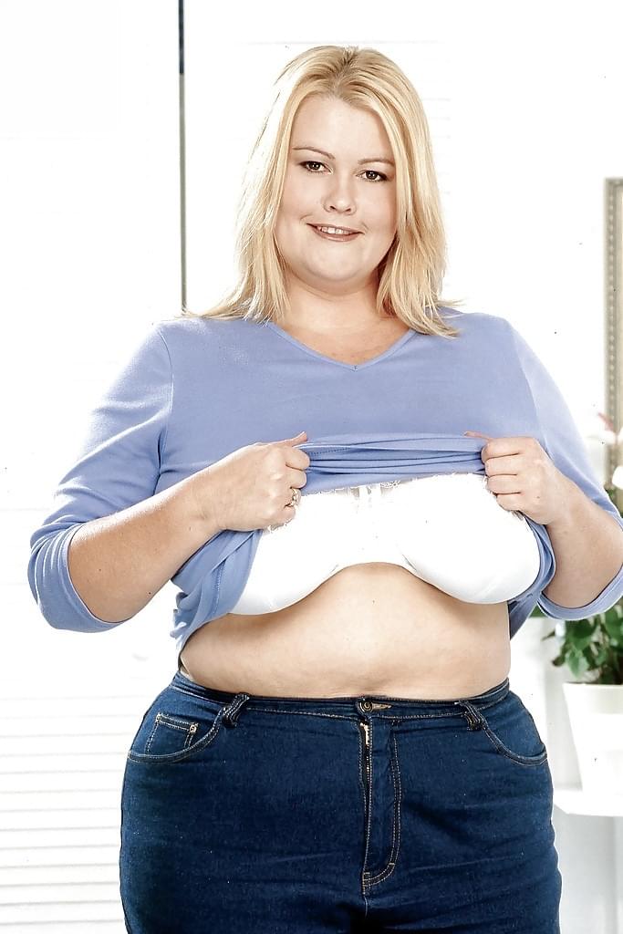 Obese blonde female Lou Lou unveiling massive saggy boobs and butt