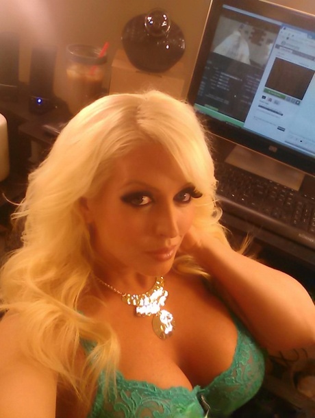 Platinum blonde bombshell Alura Jenson baring big tits for selfie