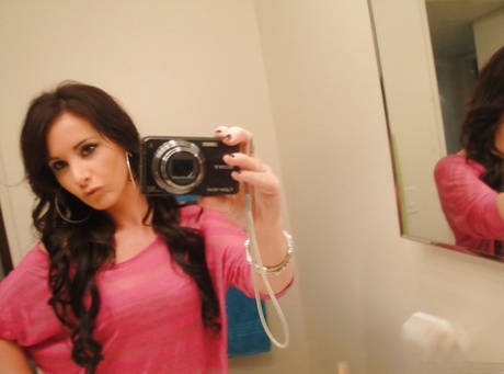 Barely legal teen Mia Valentine taking naked mirror selfies while undressing