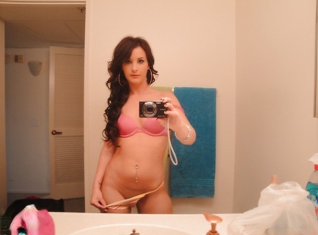 Barely legal teen Mia Valentine taking naked mirror selfies while undressing